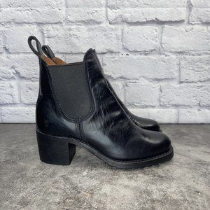 Frye Sabrina 265117 'Black' Women's Leather Chelsea Boots Shoes Size 7.5M Heeled